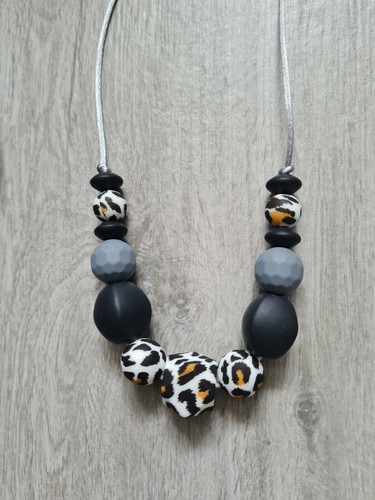 Silicone teething necklace - teething,